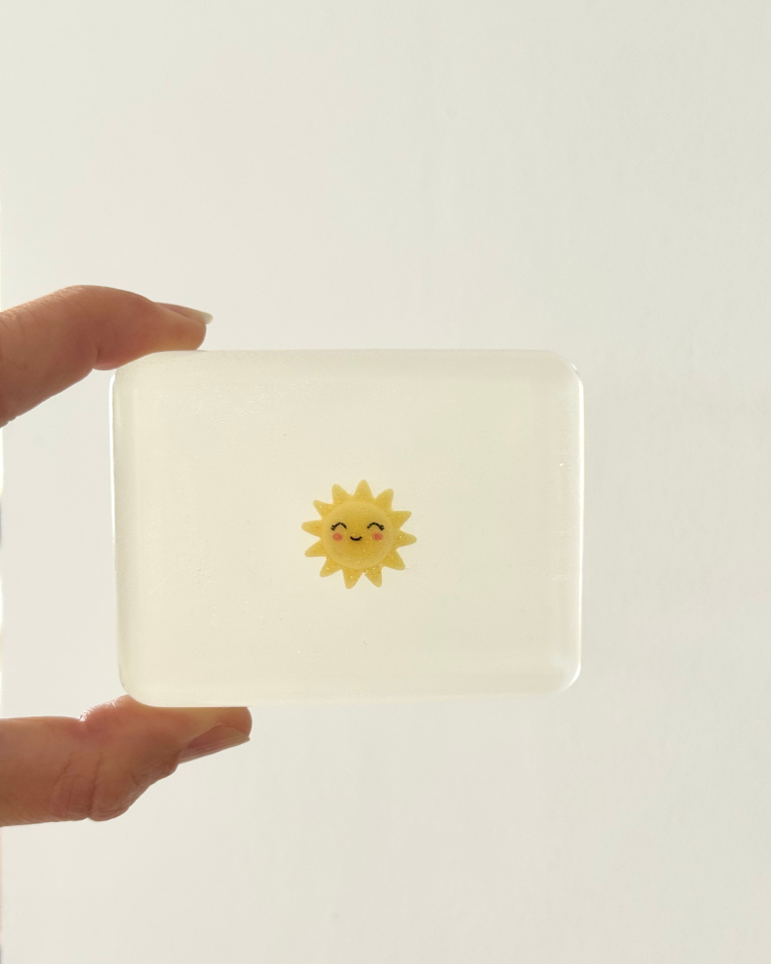 savon transparent soleil soap hit