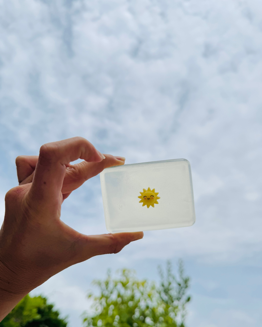 savon transparent soleil soap hit