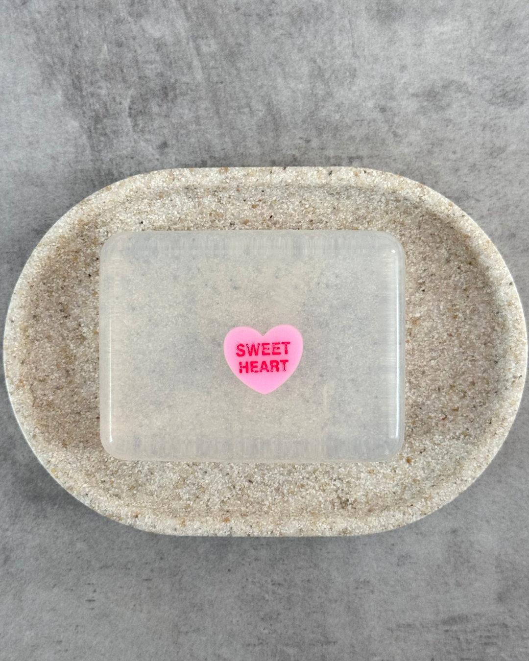 savon transparent avec figurine sweet heart