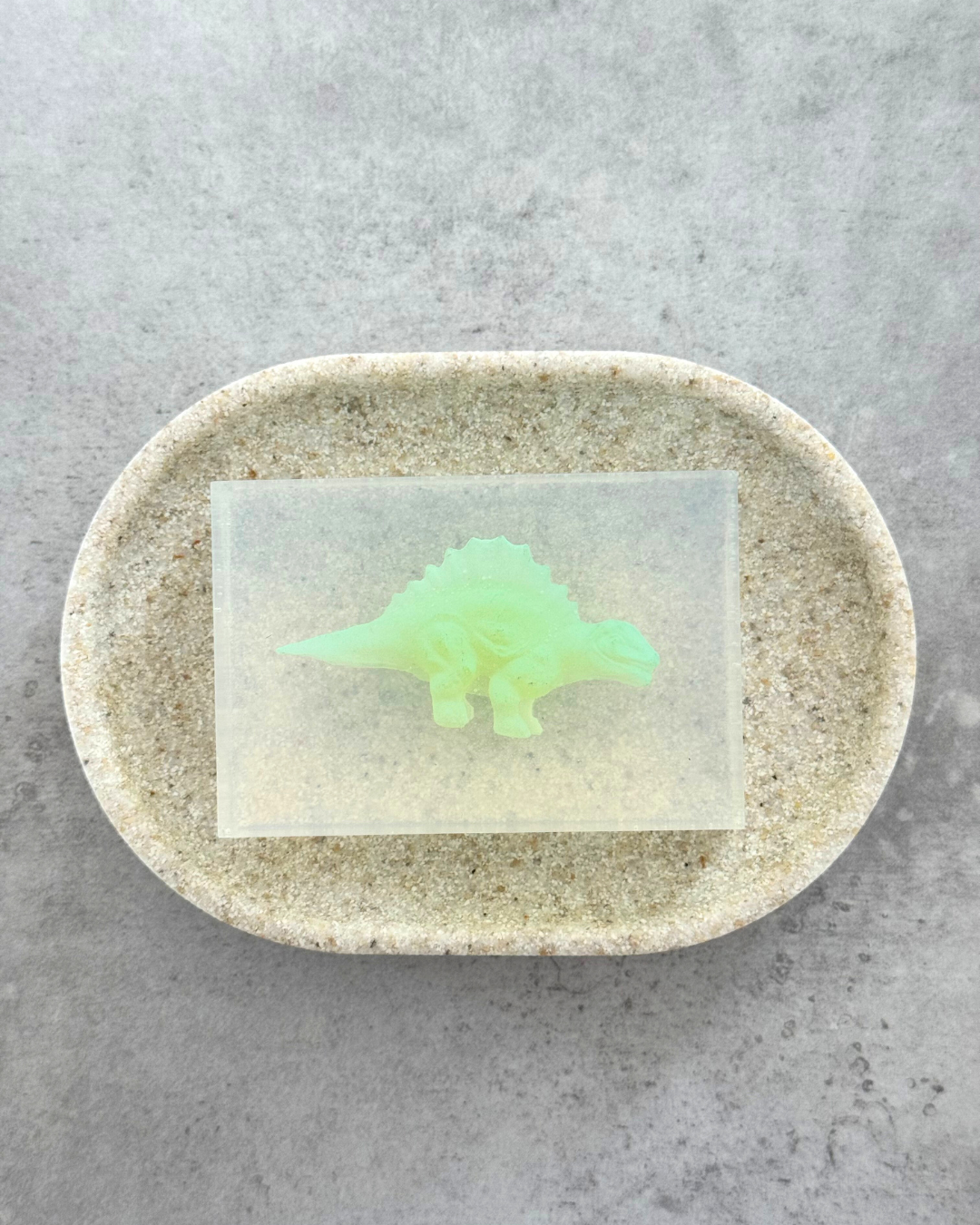 savon transparent dino fluo soap hit