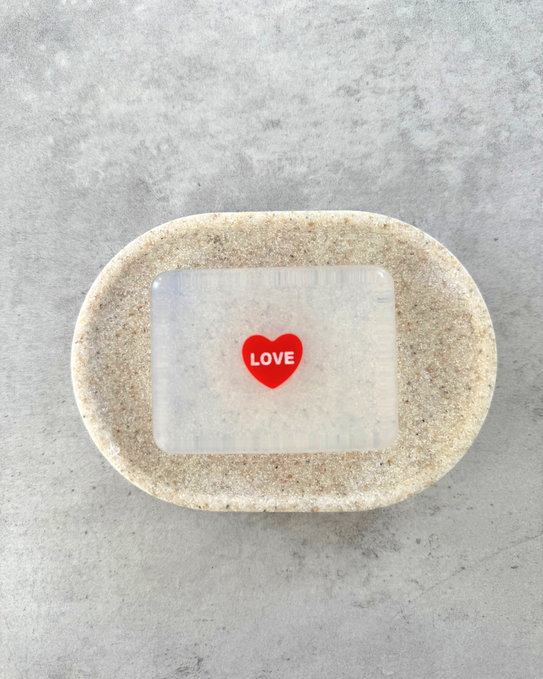 savon transparent love rouge