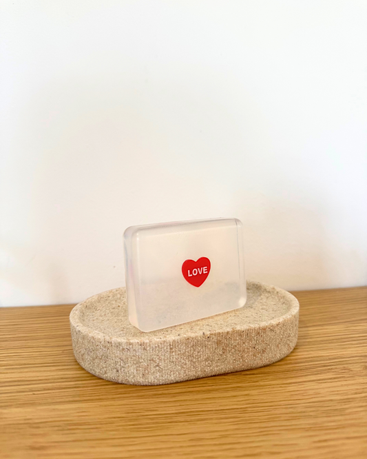 savon transparent love rouge