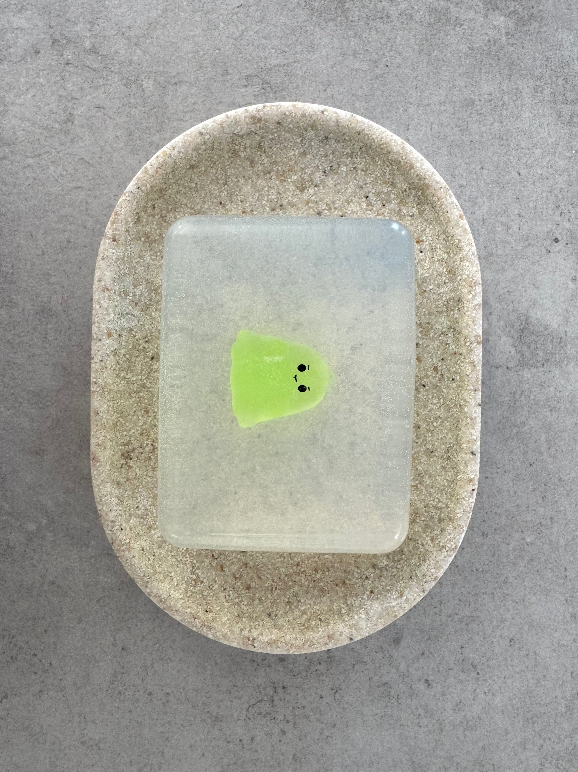 Savon transparent Fantôme qui brille dans la nuit Soap Hit