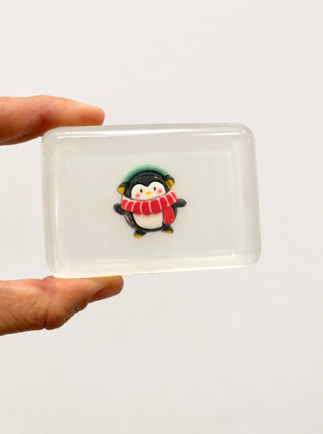 savon transparent pinguin soap hit