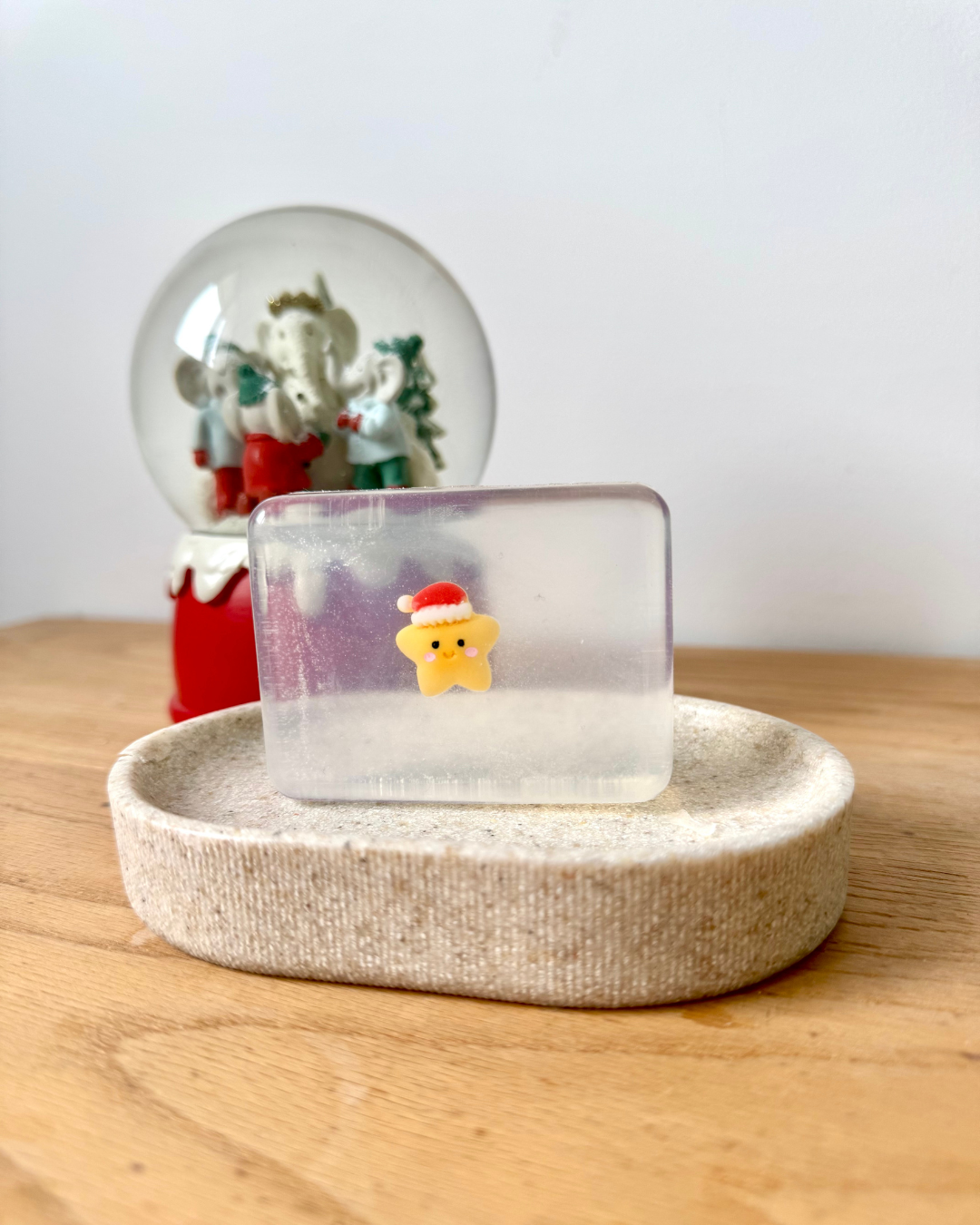 savon transparent avec Etoile de Noël Soap Hit