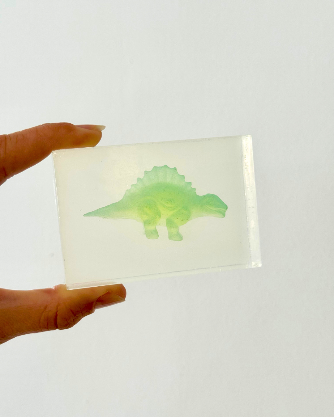 savon transparent dino fluo soap hit